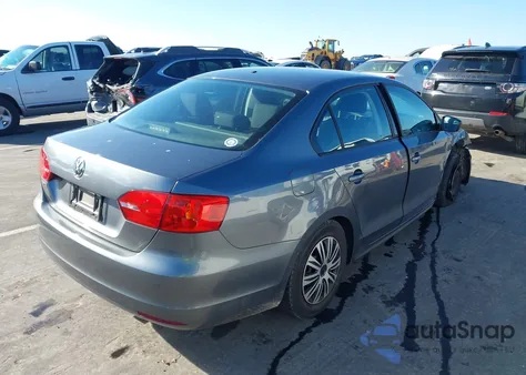 2014 Volkswagen Jetta 2.0L S z USA, uszkodzony, nr VIN 3VW2K7AJ5EM294130